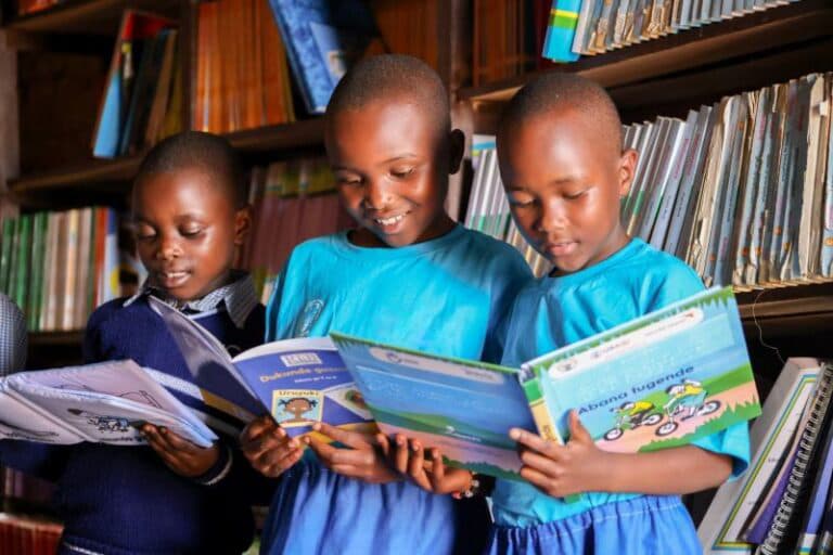 Biblioteca Uganda