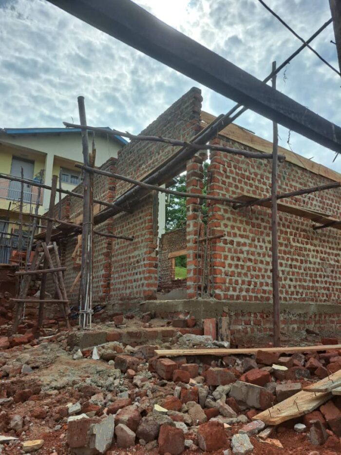 Biblioteca Uganda 2025 (1)